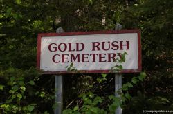 Gold Rush Cemetary in Skagway sign.jpg