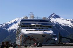NCL Pearl in Skagway.jpg