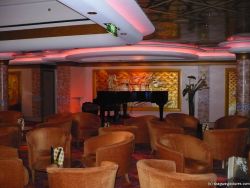 Piano aboard the NCL Pearl.jpg