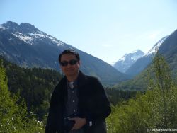 David with Skagway mountains in the background.jpg