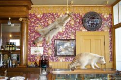 Skagway museaum saloon 2.jpg